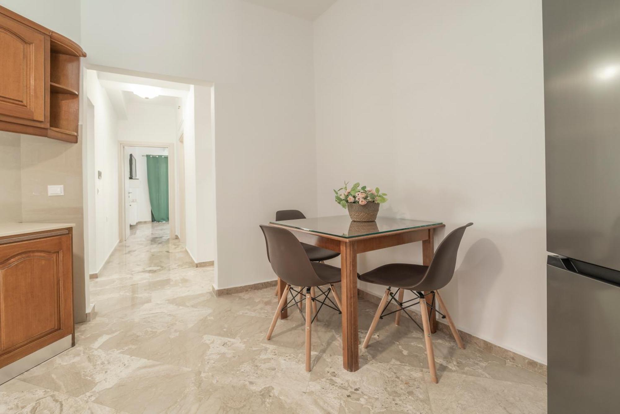 Neon 2Br Luxurious Central Apt Heraklion Bagian luar foto