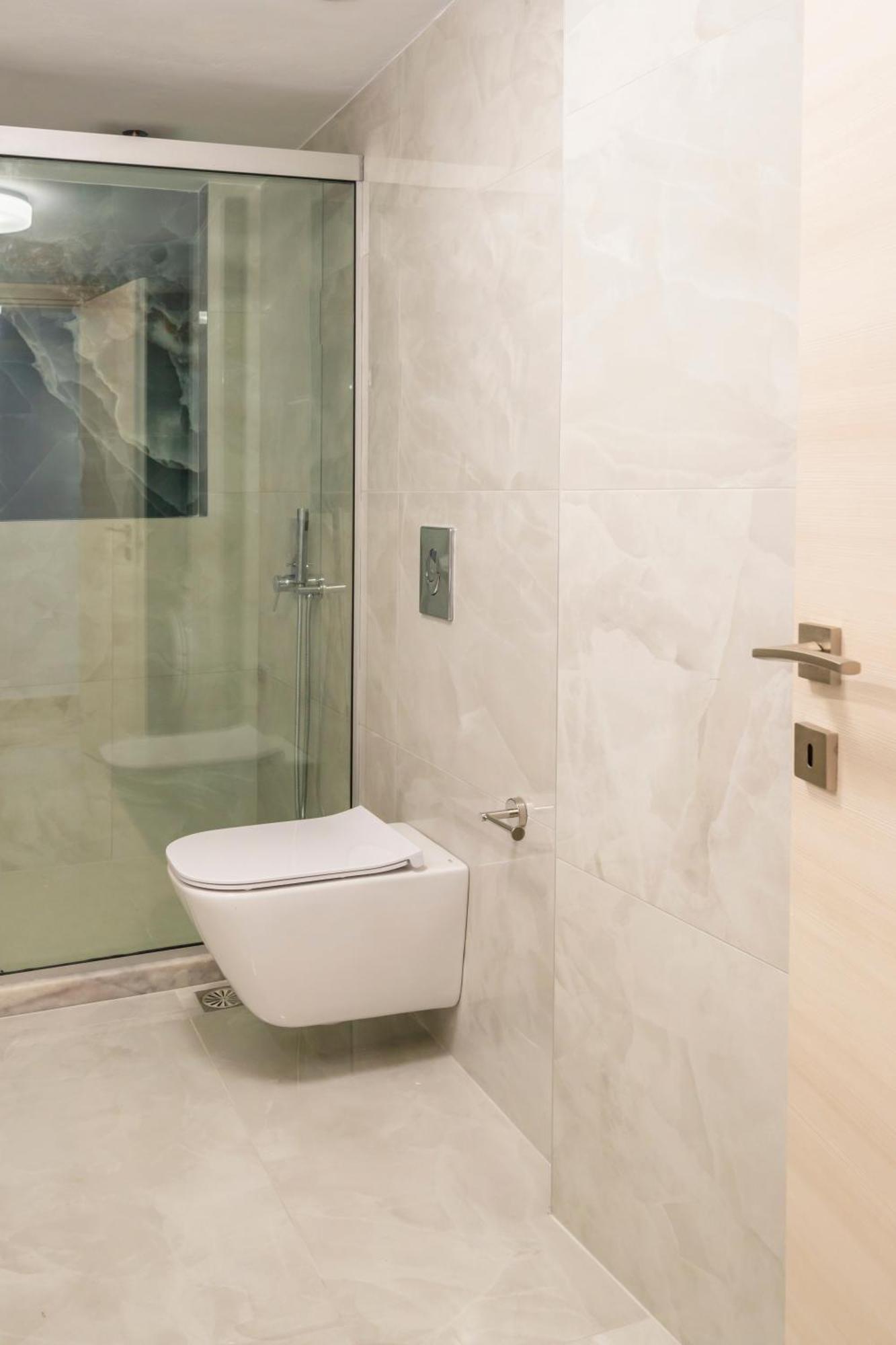Neon 2Br Luxurious Central Apt Heraklion Bagian luar foto