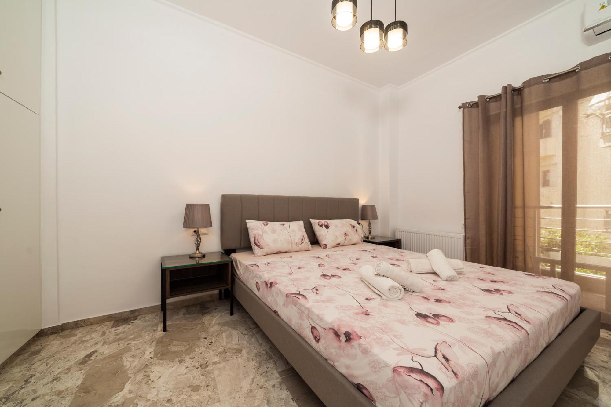 Neon 2Br Luxurious Central Apt Heraklion Bagian luar foto
